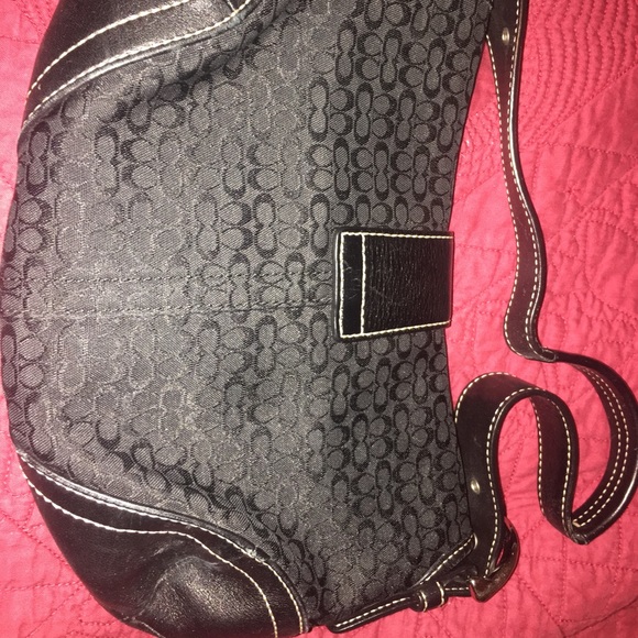 Coach Ladies handbag - Picture 2 of 3